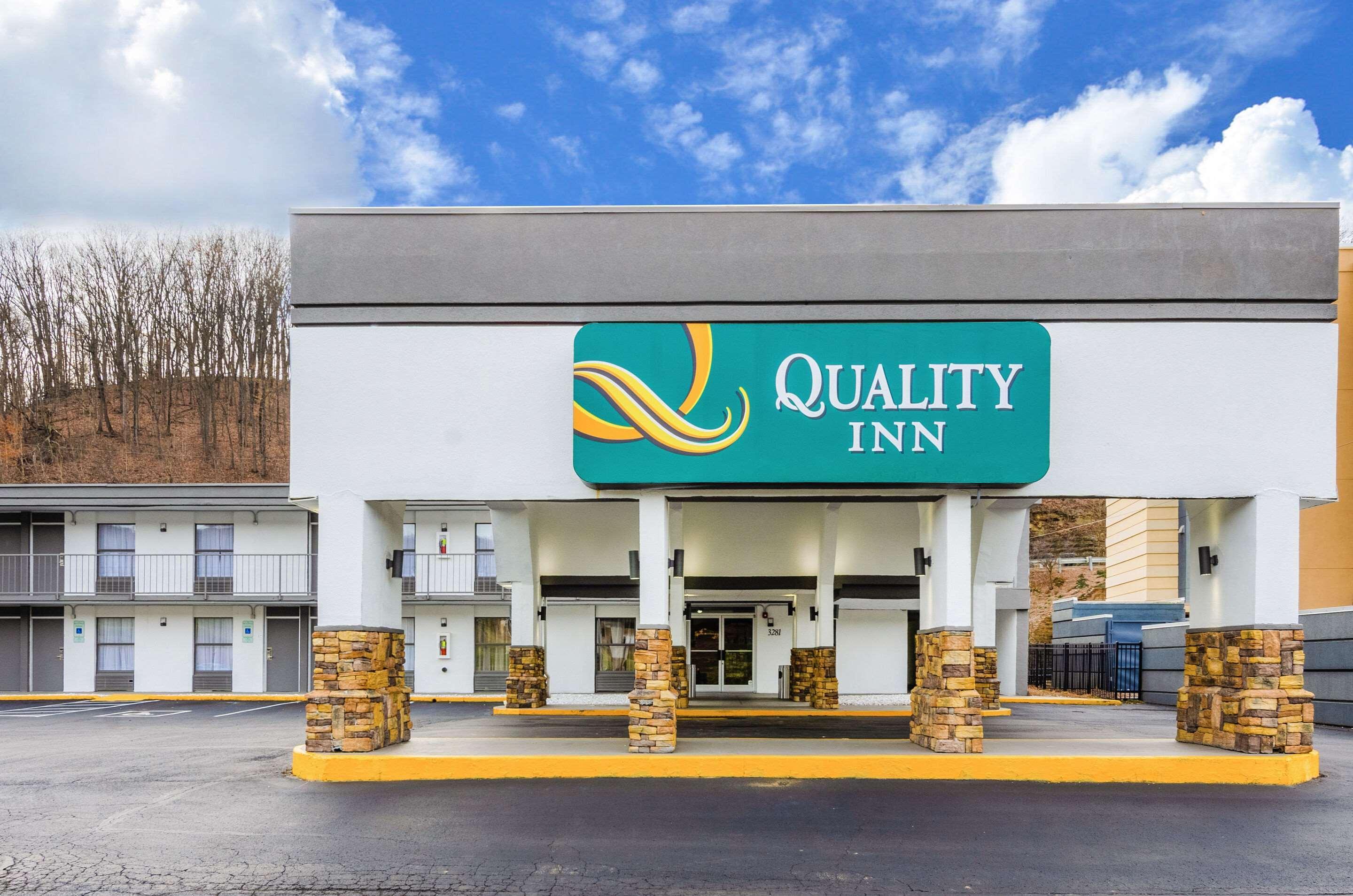 Quality Inn Бристъл Екстериор снимка